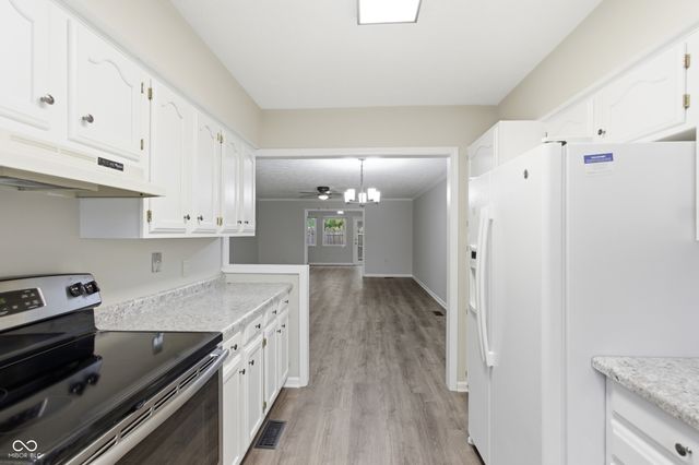 5304 Caring Cove, Indianapolis, IN 46268