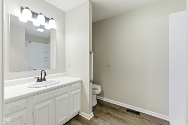 5304 Caring Cove, Indianapolis, IN 46268