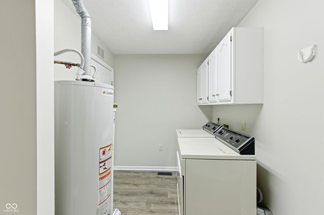 5304 Caring Cove, Indianapolis, IN 46268