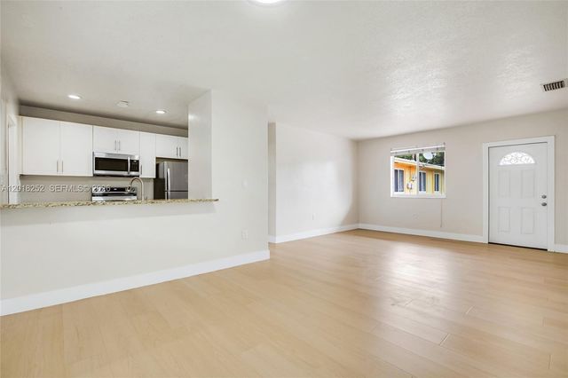 532 SW 79th Ave 532, Miami, FL 33144