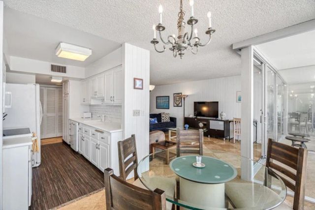 1730 Avenida Del Mundo 1007, Coronado, CA 92118
