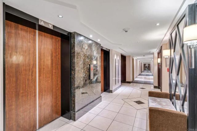 1730 Avenida Del Mundo 1007, Coronado, CA 92118