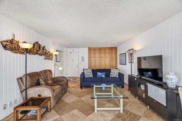 1730 Avenida Del Mundo 1007, Coronado, CA 92118