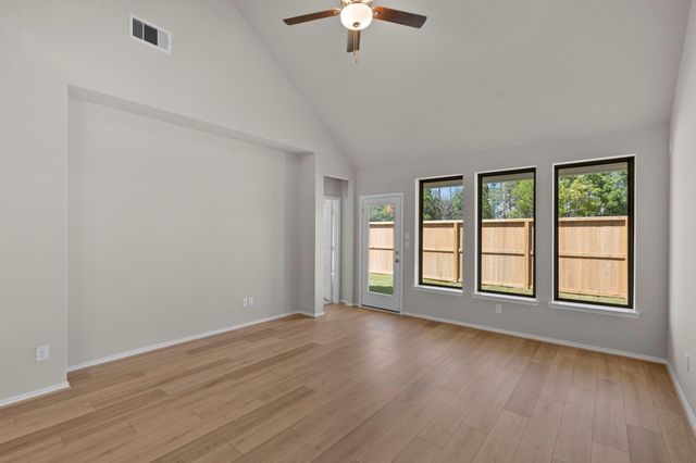 110 Neches Nook Court, Conroe, TX 77304