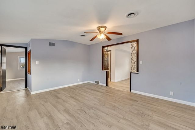 34 N 15Th Ave, Manville Boro, NJ 08835