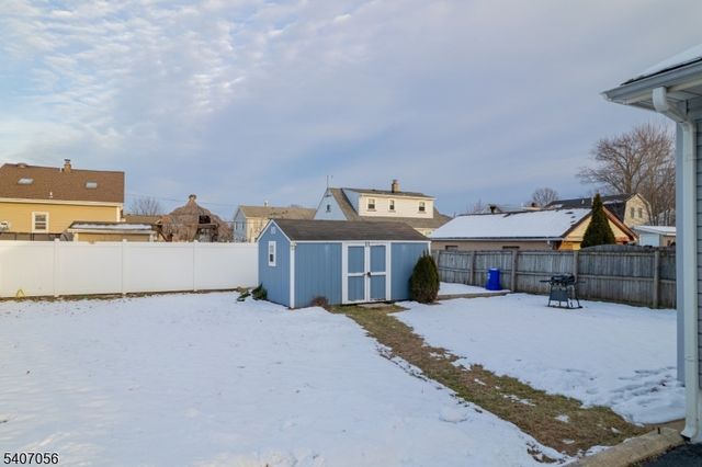 34 N 15Th Ave, Manville Boro, NJ 08835