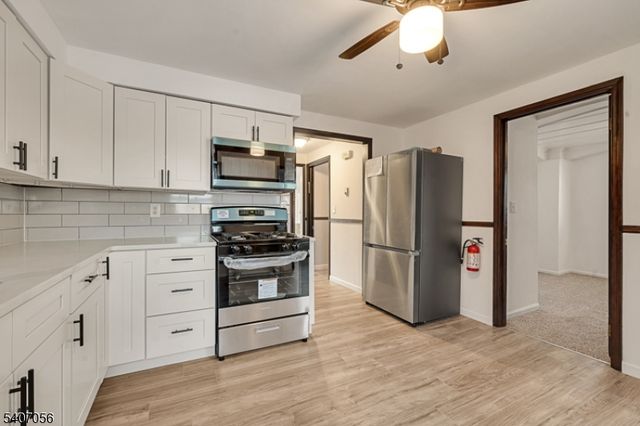 34 N 15Th Ave, Manville Boro, NJ 08835