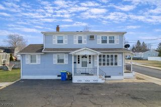 34 N 15Th Ave, Manville Boro, NJ 08835