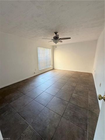 12636 Kenwood LN B, Fort Myers, FL 33907