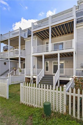 984 W Ocean View AVE, Norfolk, VA 23503