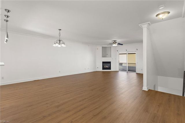 984 W Ocean View AVE, Norfolk, VA 23503