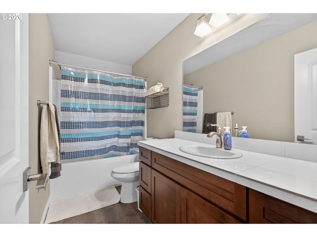 300 Se OAK VIEW Ln, Estacada, OR 97023