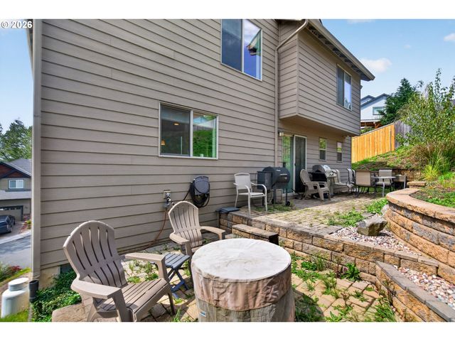 300 Se OAK VIEW Ln, Estacada, OR 97023