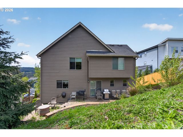300 Se OAK VIEW Ln, Estacada, OR 97023