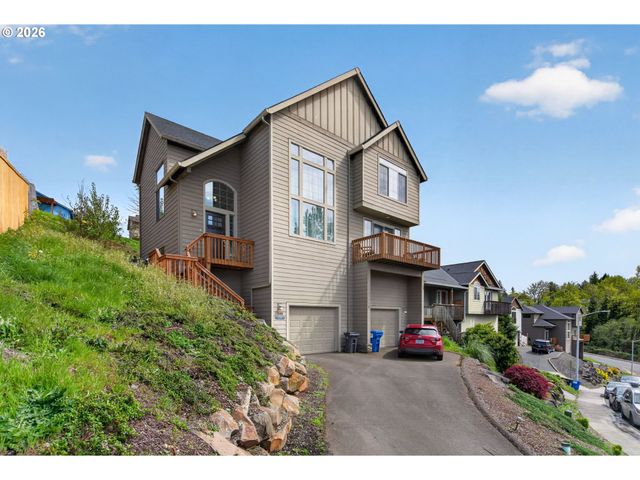 300 Se OAK VIEW Ln, Estacada, OR 97023