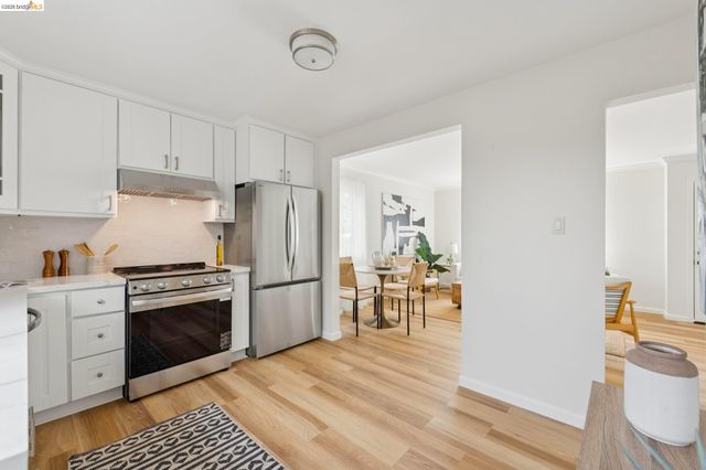 2207 Damuth St 1, Oakland, CA 94602