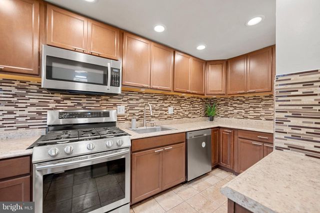 1404 MILBANK RD, Woodbridge, VA 22191