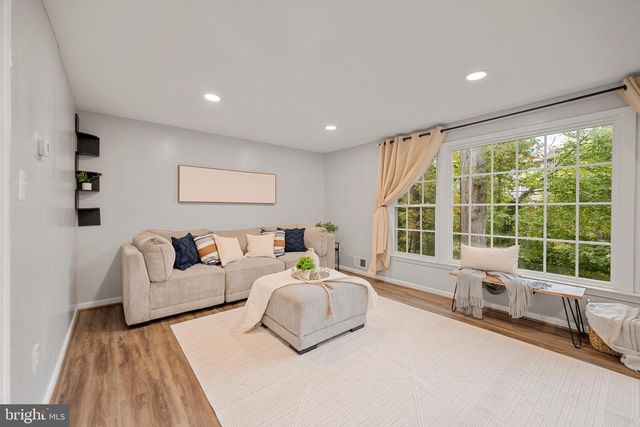 1404 MILBANK RD, Woodbridge, VA 22191