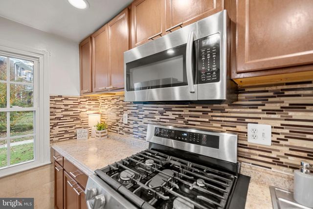 1404 MILBANK RD, Woodbridge, VA 22191