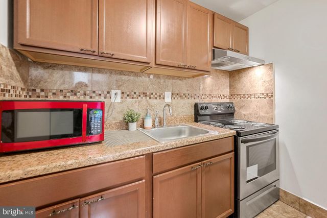 1404 MILBANK RD, Woodbridge, VA 22191
