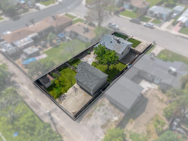 908 S Clark Street, Visalia, CA 93292