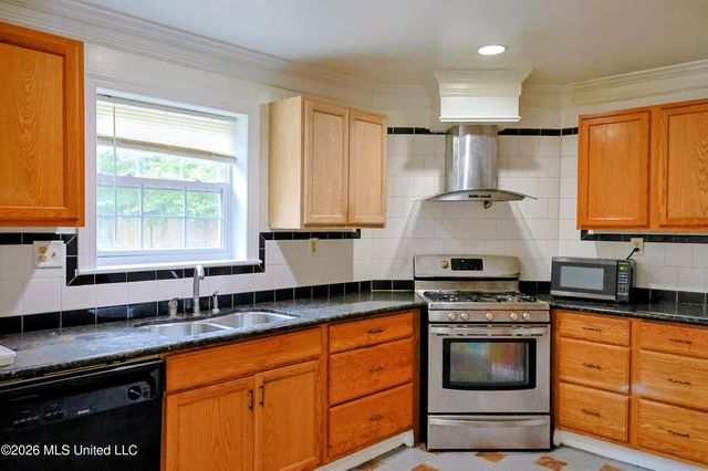 906 Belair Street, Pascagoula, MS 39567
