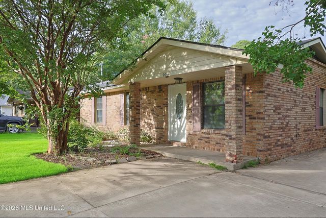 906 Belair Street, Pascagoula, MS 39567