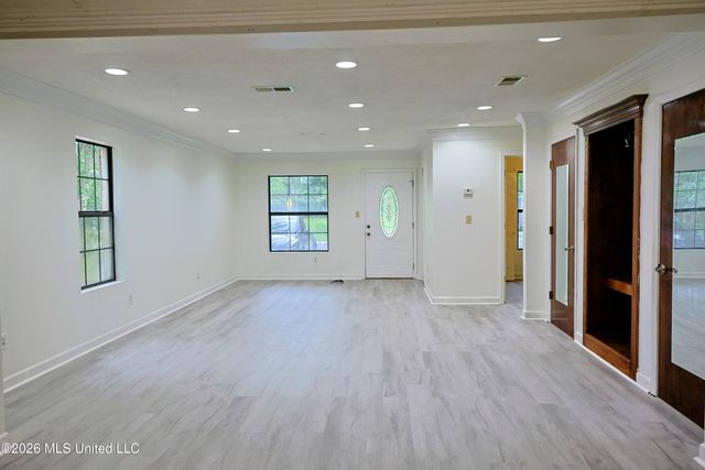 906 Belair Street, Pascagoula, MS 39567