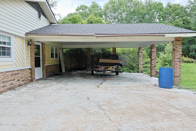 906 Belair Street, Pascagoula, MS 39567