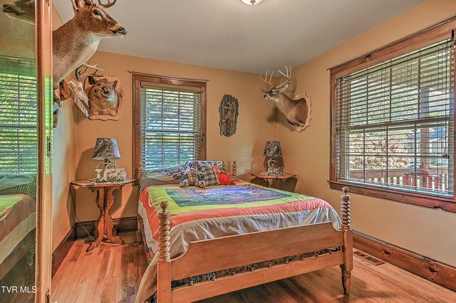 700 Park Street, Bristol, VA 24201