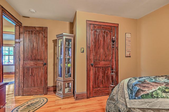 700 Park Street, Bristol, VA 24201