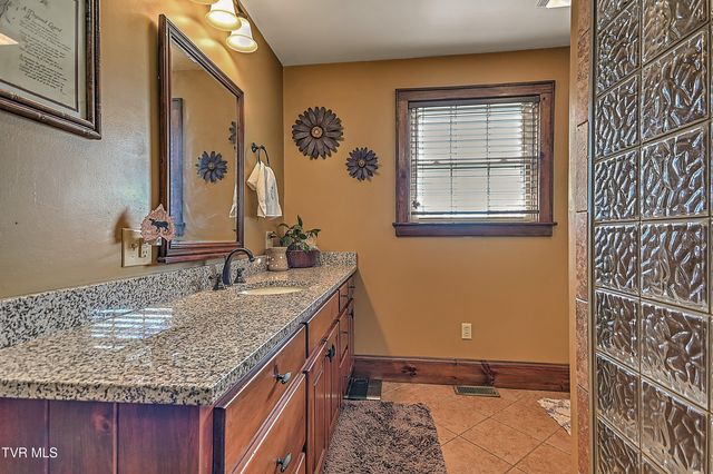 700 Park Street, Bristol, VA 24201