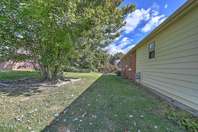 700 Park Street, Bristol, VA 24201