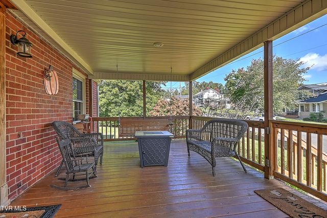 700 Park Street, Bristol, VA 24201