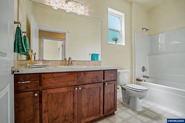 5183 Peterson St SE, Salem, OR 97306