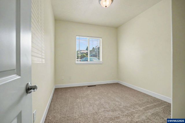 5183 Peterson St SE, Salem, OR 97306