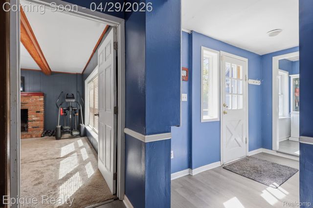 7441 Honeysuckle Road, West Bloomfield Charter Township, MI 48324