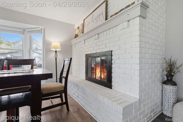 7441 Honeysuckle Road, West Bloomfield Charter Township, MI 48324