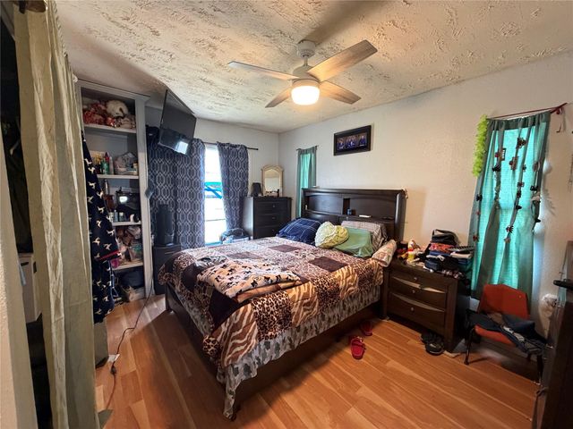 11 June Lane, Shepherd, TX 77371