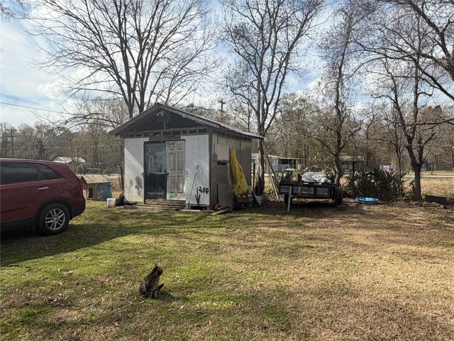 11 June Lane, Shepherd, TX 77371