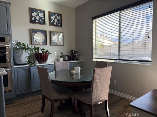 10265 Cotoneaster Street, Apple Valley, CA 92308