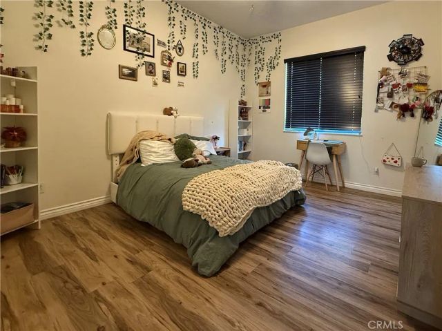 10265 Cotoneaster Street, Apple Valley, CA 92308