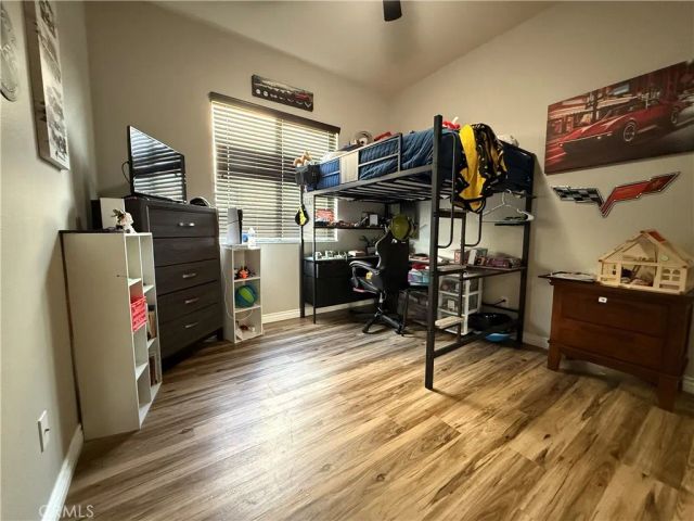 10265 Cotoneaster Street, Apple Valley, CA 92308