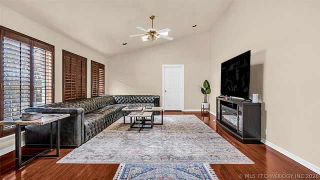 2800 Ridgeway, Ardmore, OK 73401