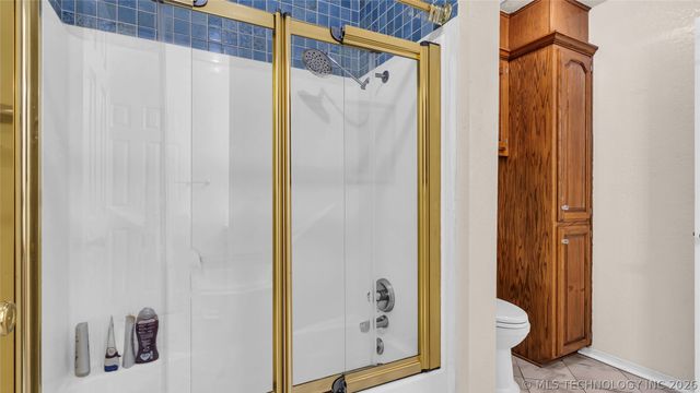 2800 Ridgeway, Ardmore, OK 73401