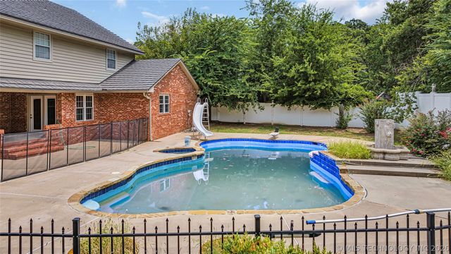 2800 Ridgeway, Ardmore, OK 73401