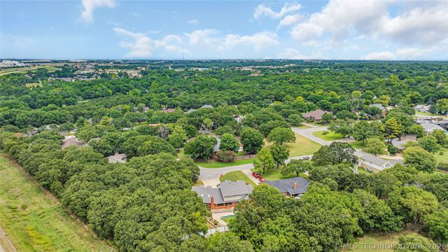 2800 Ridgeway, Ardmore, OK 73401