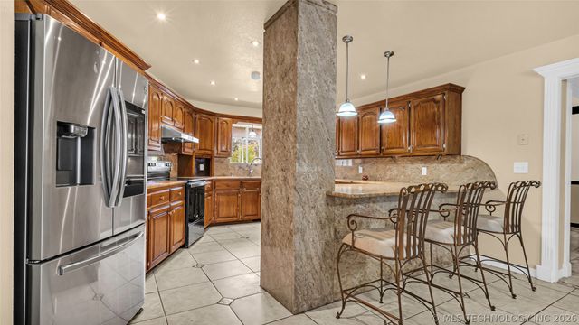 2800 Ridgeway, Ardmore, OK 73401