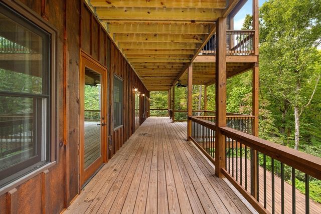 658 Highland Gap, Mineral Bluff, GA 30559