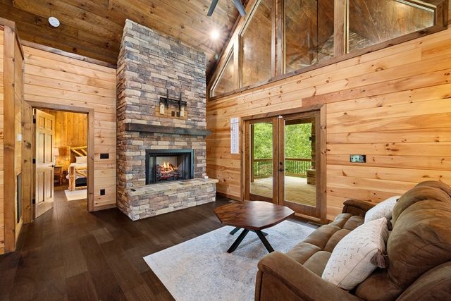 658 Highland Gap, Mineral Bluff, GA 30559